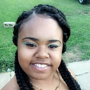 Meet your Posher, Chaunte